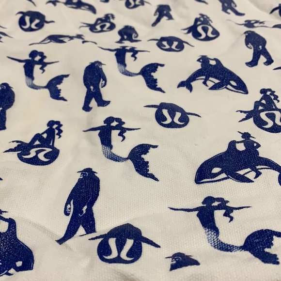 Lululemon drawstring backpack - Picture 2 of 8